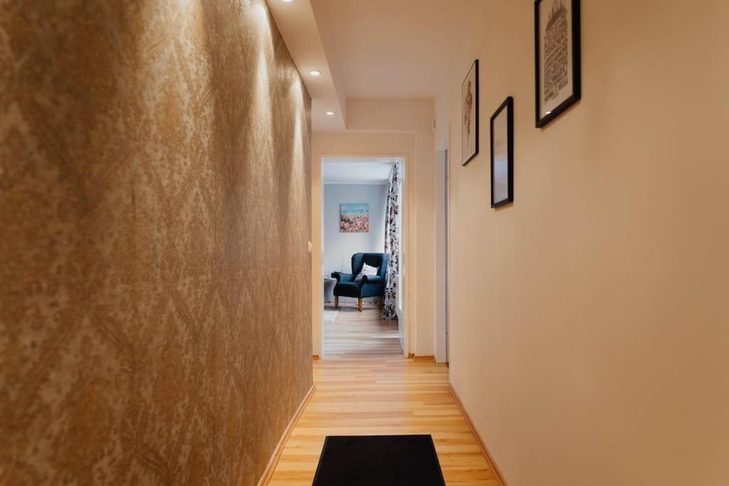 Apartment Gemuetliches 2 Zi App Fuer 5 P In Hamburg-zentrum